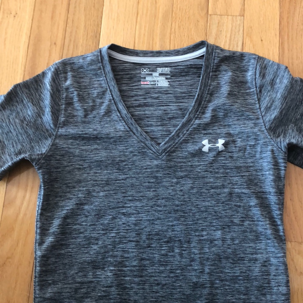 Under Armour T-shirt